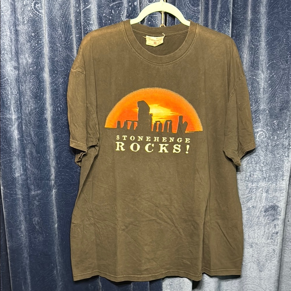 Stonehenge Rocks Brown T-Shirt VTG